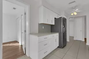 1016 Bayshore Ave, Fort Myers, FL 33919 - Photo 14