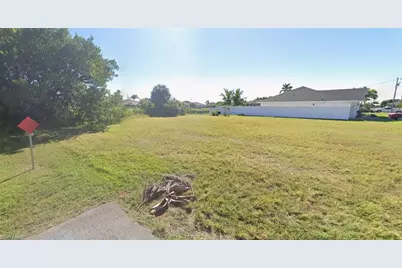 511 NE 21st Ave, Cape Coral, FL 33909 - Photo 4