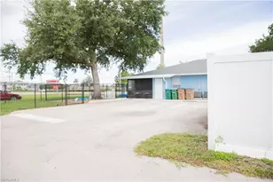 2828 Santa Barbara Blvd, Cape Coral, FL 33914 - Photo 8