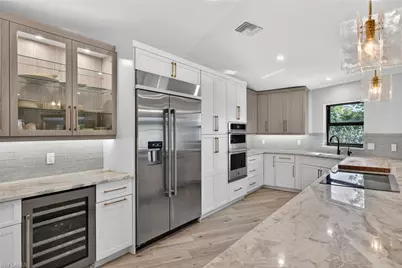 1666 Middle Gulf Dr, Sanibel, FL 33957 - Photo 4