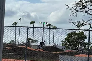 630 SW 15th St, Cape Coral, FL 33991 - Photo 6