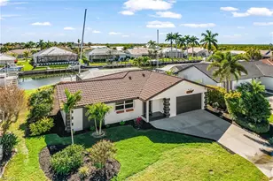 2839 Via Paloma Dr, Punta Gorda, FL 33950 - Photo 1