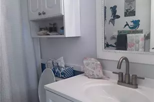 619 SE 12th Ave, Cape Coral, FL 33990 - Photo 10