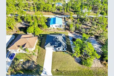 947 Gable St, Lehigh Acres, FL 33974 - Photo 30