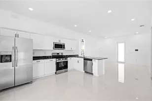 2501 26th St W, Lehigh Acres, FL 33971 - Photo 10