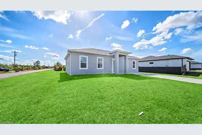 2501 26th St W, Lehigh Acres, FL 33971 - Photo 34