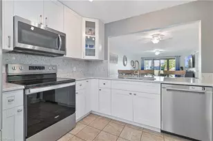 15488 Admiralty Cir, North Fort Myers, FL 33917 - Photo 10