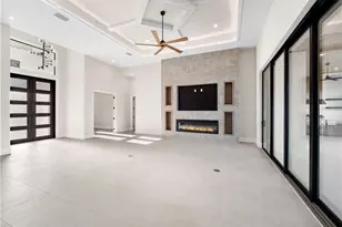 111 Montrose Dr, Fort Myers, FL 33919 - Photo 20