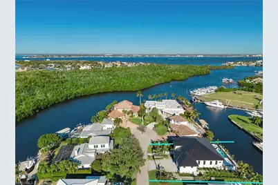 111 Montrose Dr, Fort Myers, FL 33919 - Photo 1