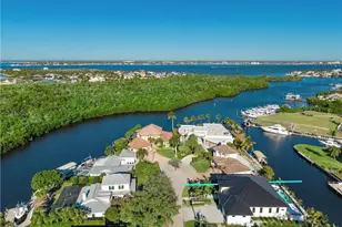 111 Montrose Dr, Fort Myers, FL 33919 - Photo 1