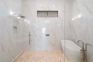 111 Montrose Dr, Fort Myers, FL 33919 - Photo 34