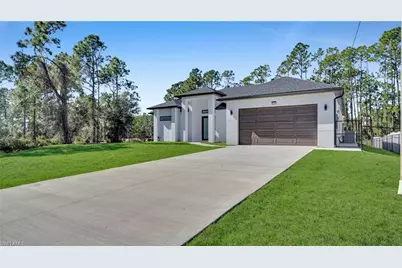 804 Oakridge Ave S, Lehigh Acres, FL 33974 - Photo 18