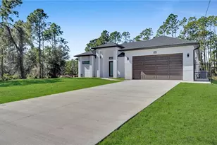 804 Oakridge Ave S, Lehigh Acres, FL 33974 - Photo 18