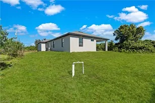 4109 17th St SW, Lehigh Acres, FL 33976 - Photo 8