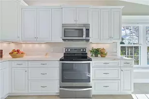 14560 Glen Cove Dr, Fort Myers, FL 33919 - Photo 4