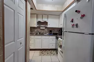 3704 Broadway, Fort Myers, FL 33901 - Photo 8