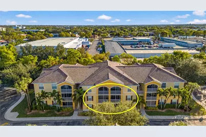 4122 Residence Dr #105, Fort Myers, FL 33901 - Photo 4