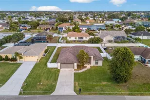 1203 SW 11th Pl, Cape Coral, FL 33991 - Photo 2