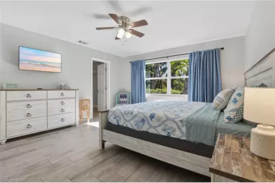 1432 Windsor Ct, Cape Coral, FL 33904 - Photo 12