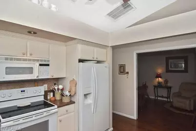 2301 McGregor Park Cir, Fort Myers, FL 33908 - Photo 34