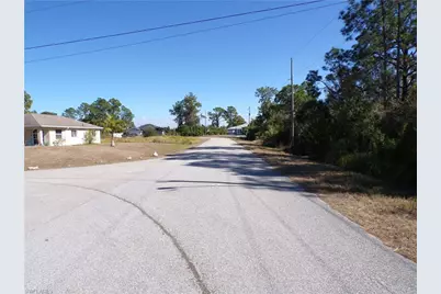 763 Longbow Ln, Lehigh Acres, FL 33972 - Photo 16