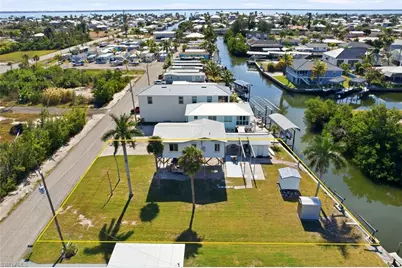 2661 Bamboo St, Saint James City, FL 33956 - Photo 12