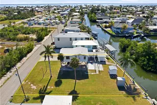 2661 Bamboo St, Saint James City, FL 33956 - Photo 12