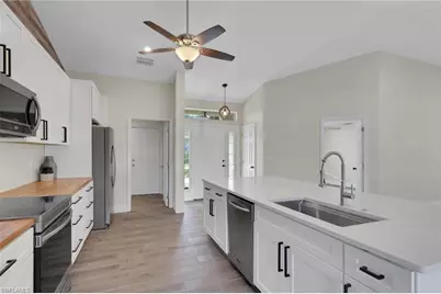 419 NW 3rd St, Cape Coral, FL 33993 - Photo 6