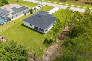 1040 Bell Blvd S, Lehigh Acres, FL 33974 - Photo 18