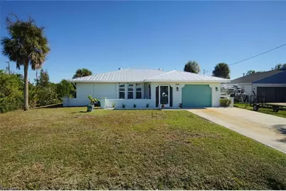 2560 Rose Ave, Saint James City, FL 33956 - Photo 2