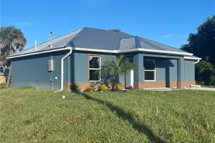 3318 Clearview Cir, Labelle, FL 33935 - Photo 4