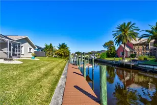 2201 SE 17th Pl, Cape Coral, FL 33990 - Photo 38