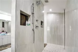 2201 SE 17th Pl, Cape Coral, FL 33990 - Photo 12