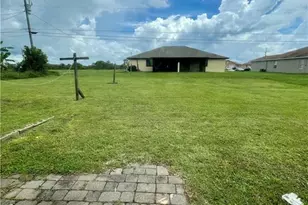 1315 Andalusia Blvd, Cape Coral, FL 33909 - Photo 6