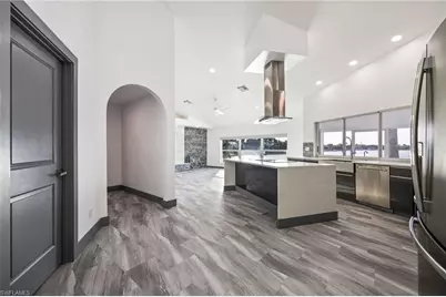 5030 Harborage Dr, Fort Myers, FL 33908 - Photo 6