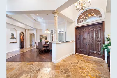 1265 Canterbury Dr, Fort Myers, FL 33901 - Photo 8