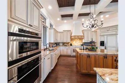 1265 Canterbury Dr, Fort Myers, FL 33901 - Photo 14