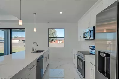 4102 13th St SW, Lehigh Acres, FL 33976 - Photo 8