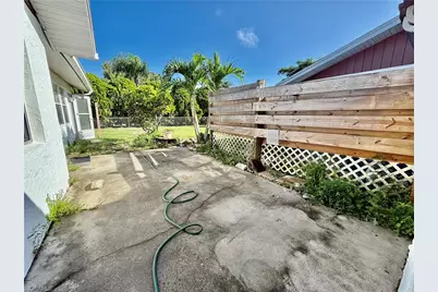 9 Palm Blvd, Lehigh Acres, FL 33936 - Photo 24