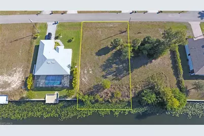 622 SW 11th Pl, Cape Coral, FL 33991 - Photo 14