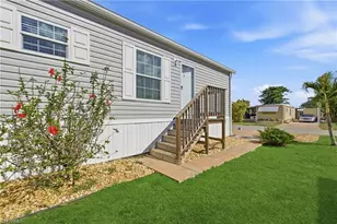 310 Shrub Ln S, North Fort Myers, FL 33917 - Photo 4