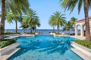 1240 Coconut Dr, Fort Myers, FL 33901 - Photo 2