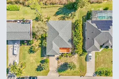 14112 Clubhouse Dr, Bokeelia, FL 33922 - Photo 8