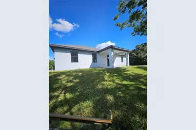 601 Hibiscus Ave, Lehigh Acres, FL 33972 - Photo 18