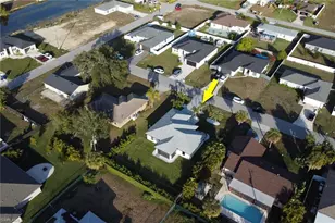 1110 NE 6th Pl, Cape Coral, FL 33909 - Photo 40