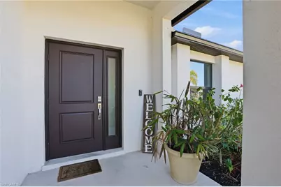 110 SE 39th St, Cape Coral, FL 33904 - Photo 4