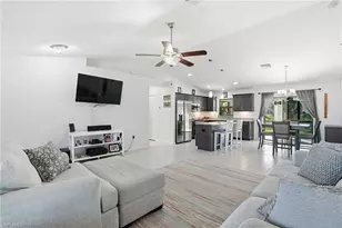 110 SE 39th St, Cape Coral, FL 33904 - Photo 8