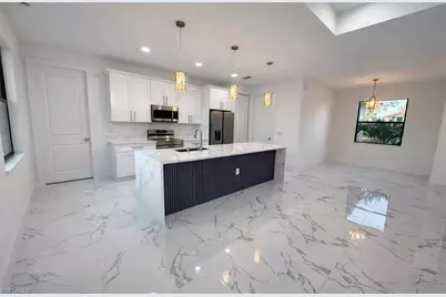 3709 37th St SW, Lehigh Acres, FL 33976 - Photo 4