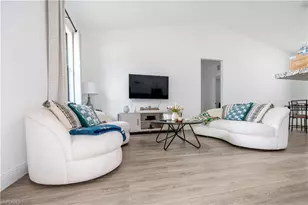 8031 Sandy Cir, Labelle, FL 33935 - Photo 16