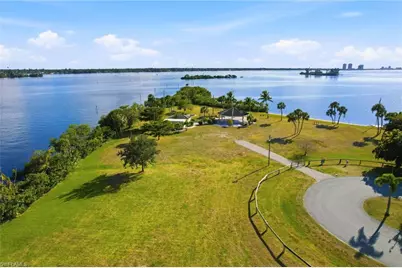 2263 Club House Rd, North Fort Myers, FL 33917 - Photo 32